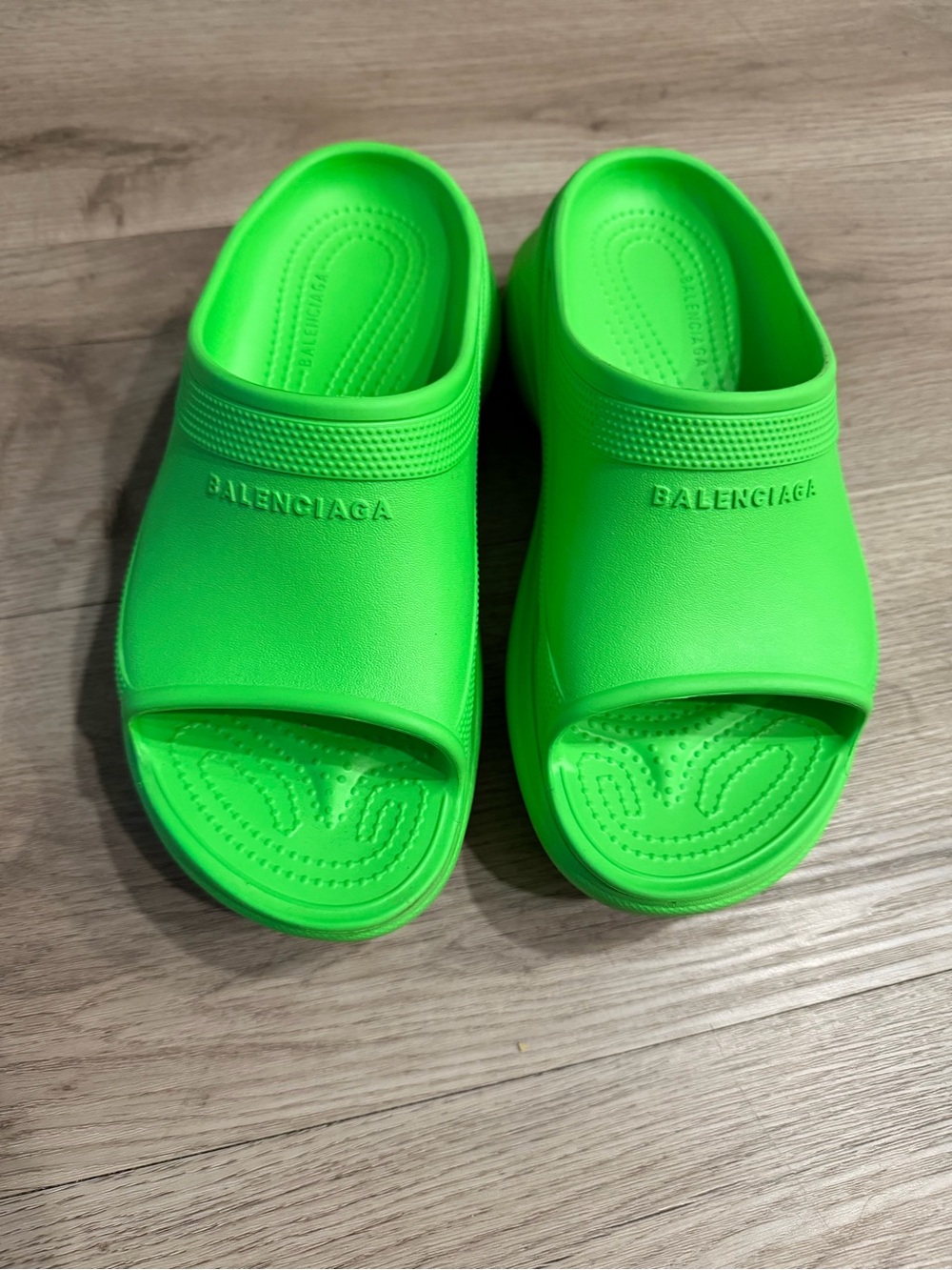 Balenciaga Slides